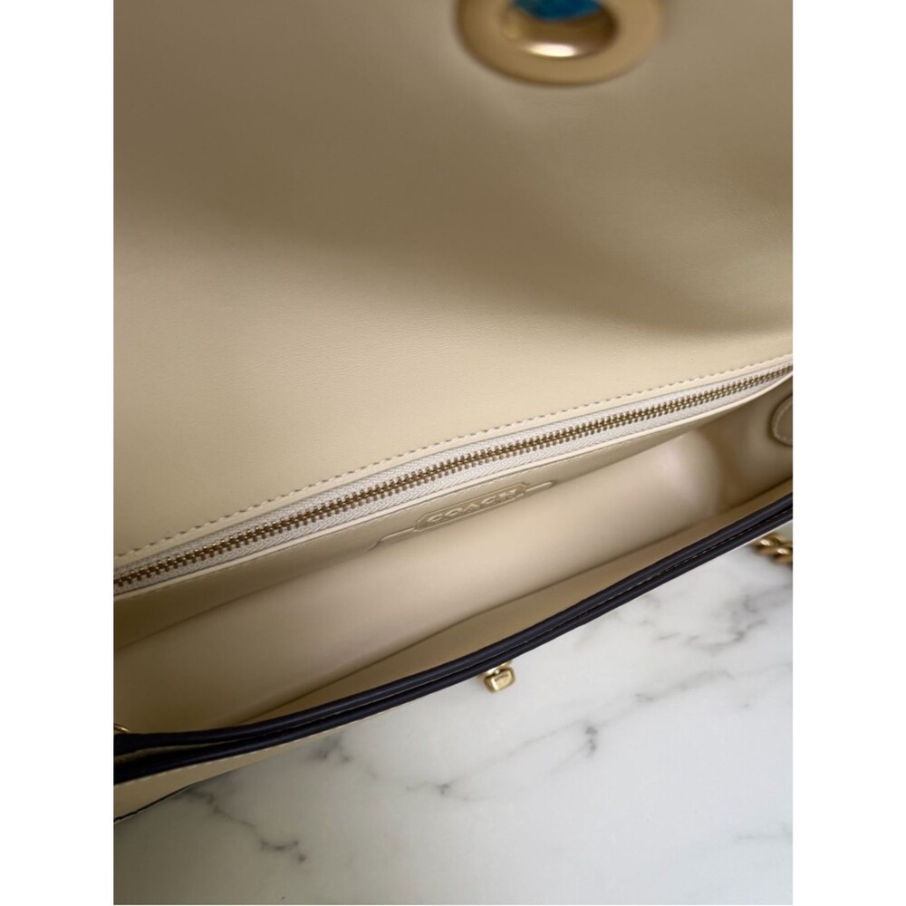 NWOT Coach DINKY Bag Glovetanned Leather CW641 Brass Moonlight Cream Ivory - Picture 11 of 15